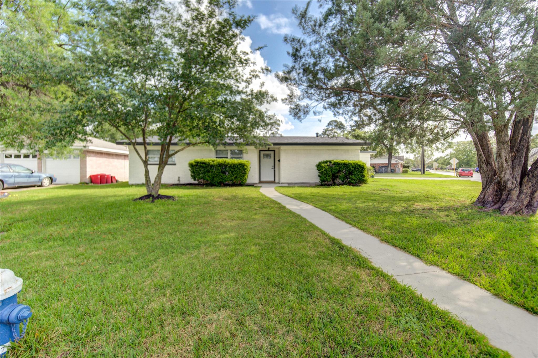 13302 Bretagne Drive