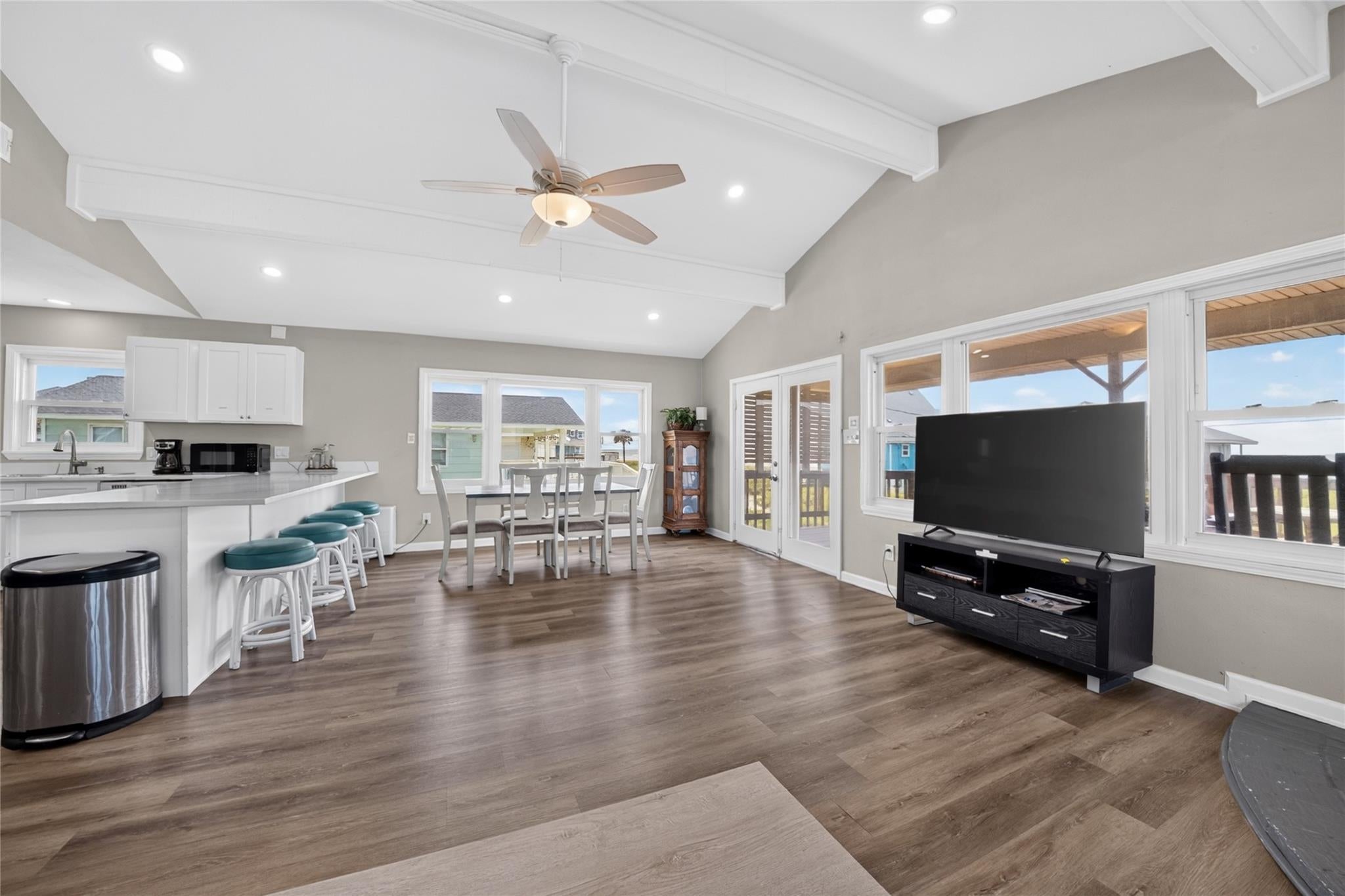 16713 Jamaica Beach Road