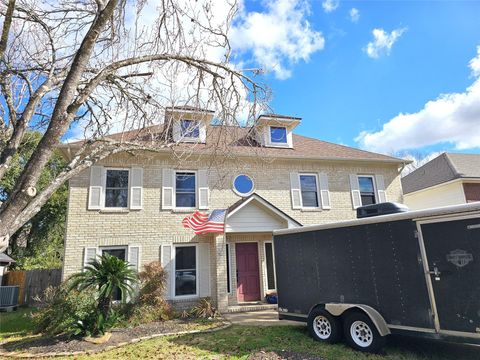 Photo of 1021 Glenview Drive, Pearland, TX 77581 (MLS # 48388088)