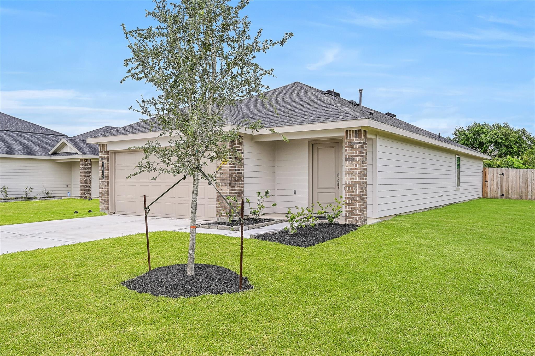 1015 Bluegill Drive