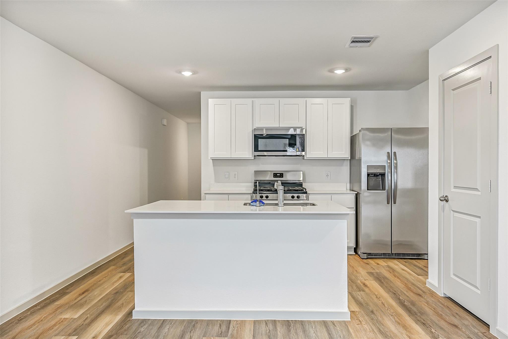 1015 Bluegill Drive