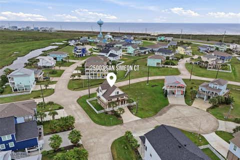 Tiny photo for 25003 San Simeon Court, Galveston, TX 77554 (MLS # 36991829)