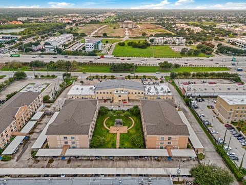 Photo of 6611 W Sam Houston Parkway S #1E, Houston, TX 77072 (MLS # 50200113)