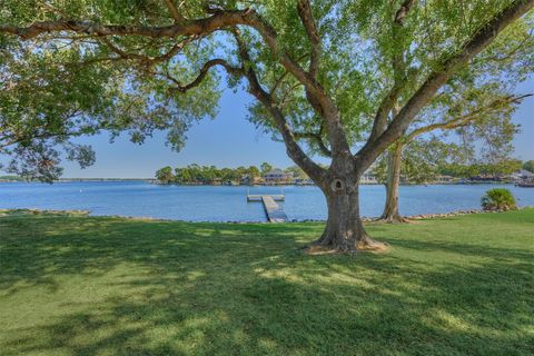 Photo of 1428 Bowsprit Point, Willis, TX 77318 (MLS # 77215622) Photo of 1428 Bowsprit Point, Willis, TX 77318 (MLS # 77215622)