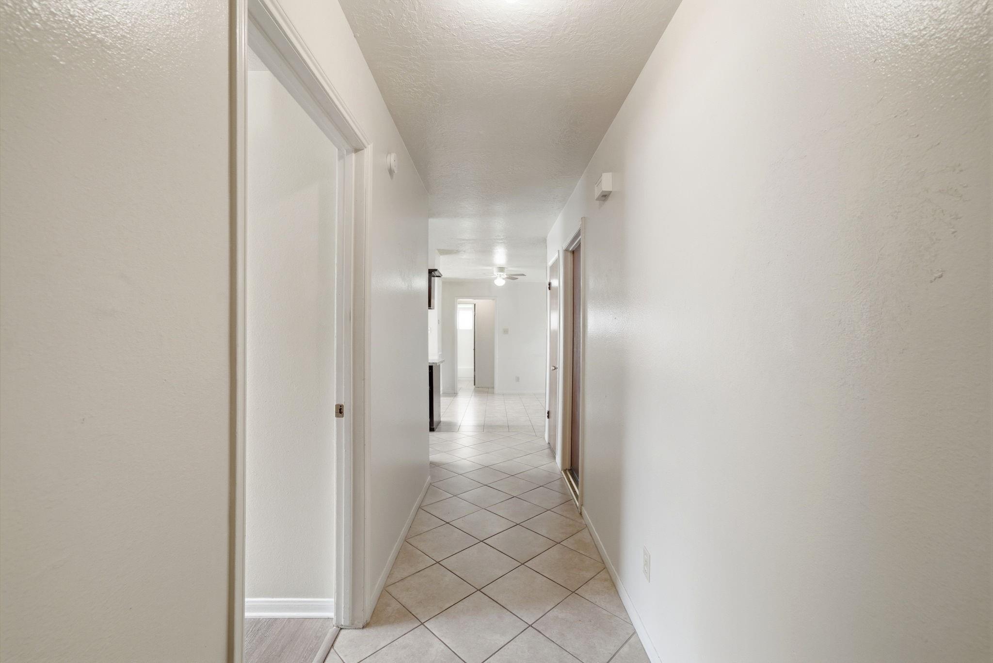 4506 Jamaica Lane