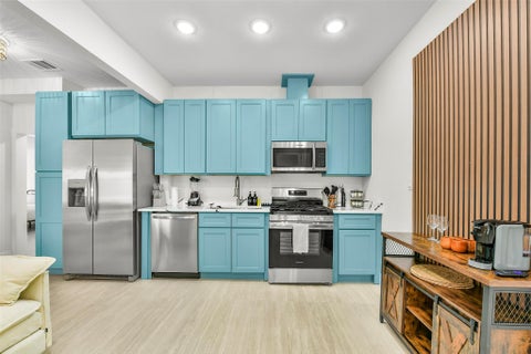 Photo of 7103 Long Point Road #A, Houston, TX 77055 (MLS # 90498912)