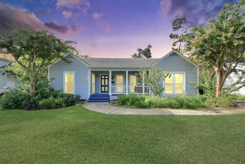 Photo of 843 W 41st Street, Houston, TX 77018 (MLS # 28346797)