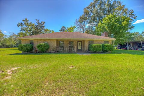 Photo of 438 Bird Road, Livingston, TX 77351 (MLS # 18989359)