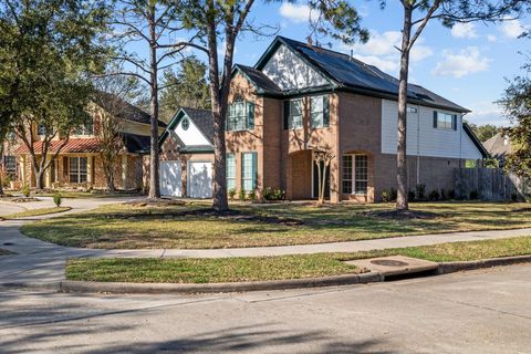 2372 Autumn Mist Court League City TX 77573