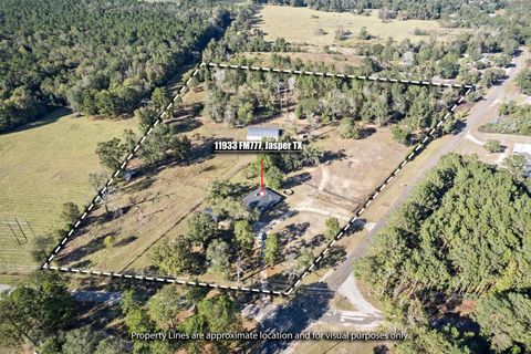 Photo of 11933 Fm 777, Jasper, TX 75951 (MLS # 49312432)