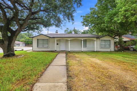 Photo of 2101 Flynn Drive, Pasadena, TX 77502 (MLS # 61833933)