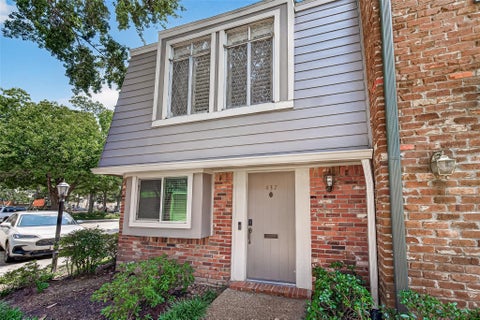 Photo of 437 Bendwood Drive, Houston, TX 77024 (MLS # 2416199)