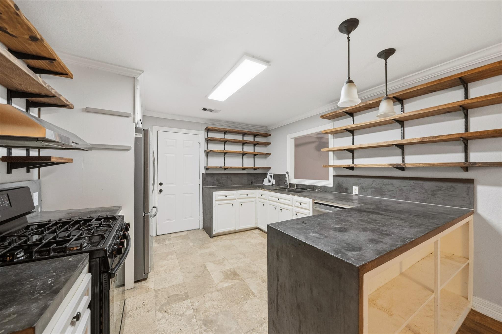 7942 Hammerly Boulevard