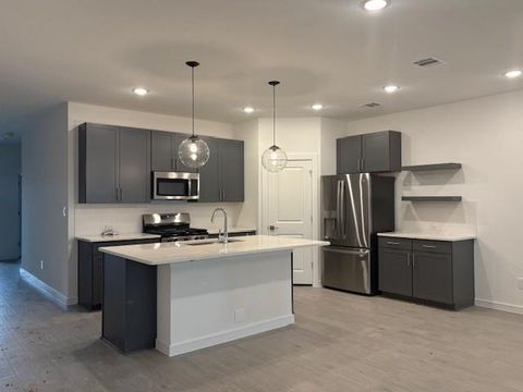 Photo of 452 East Rose Marie Lane, Montgomery, TX 77356 (MLS # 24629853)