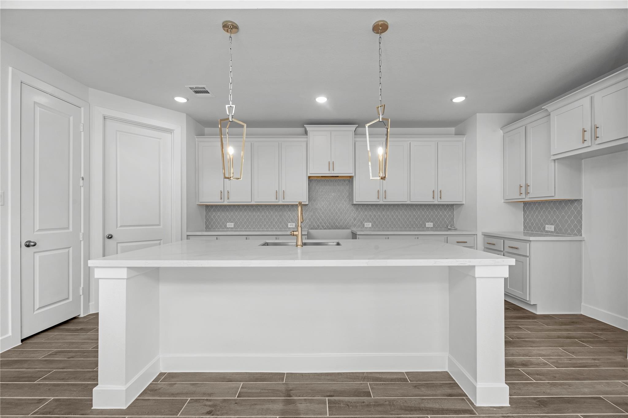 4431 Noah Grove Lane