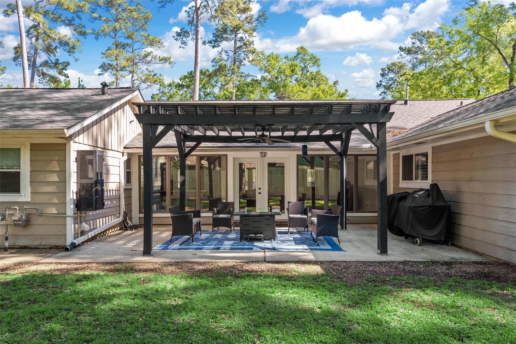 2218 Lazy Grove Drive