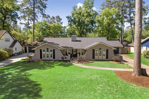 Photo of 2218 Lazy Grove Drive, Kingwood, TX 77339 (MLS # 83314683)