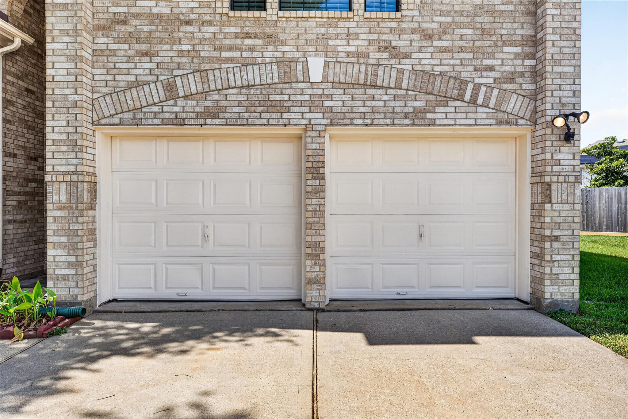 9306 Eaglewood Shadow Court
