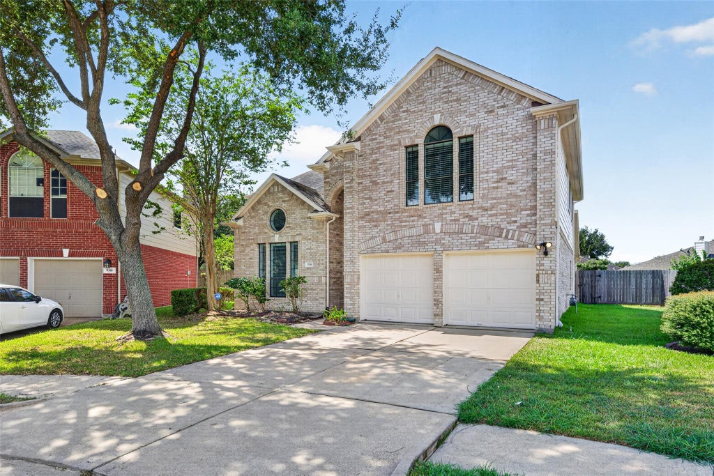Photo of 9306 Eaglewood Shadow Court, Houston, TX 77083 (MLS # 43939315)