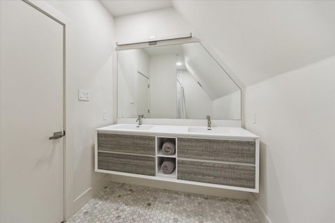 Tiny photo for 6348 Vanderbilt Street, West University, TX 77005 (MLS # 44660026)