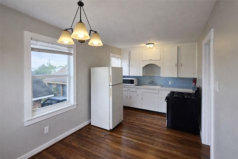 Photo of 1621 Wesley Street #1/2, Houston, TX 77023 (MLS # 83106429)