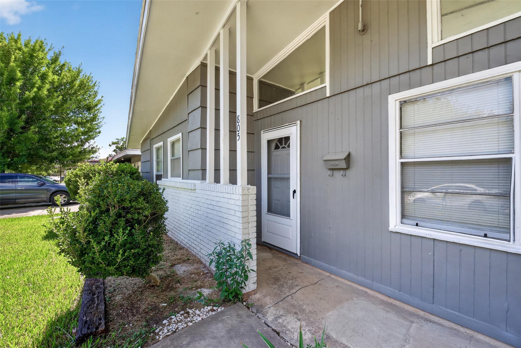 805 N 12th Street