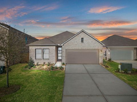 Photo of 3627 Atlas Point Lane, Angleton, TX 77515 (MLS # 853658)