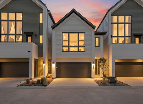 Photo of 1218 Highland Row Lane, Houston, TX 77091 (MLS # 20288004)