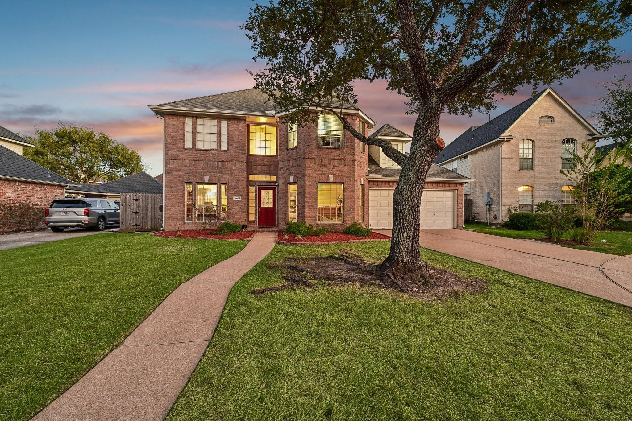 2613 Broussard Court