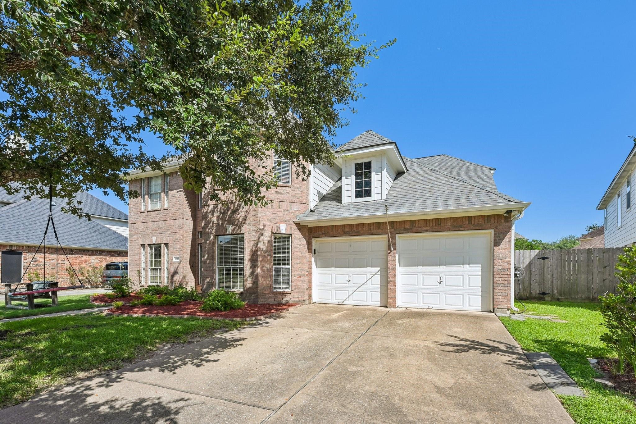2613 Broussard Court