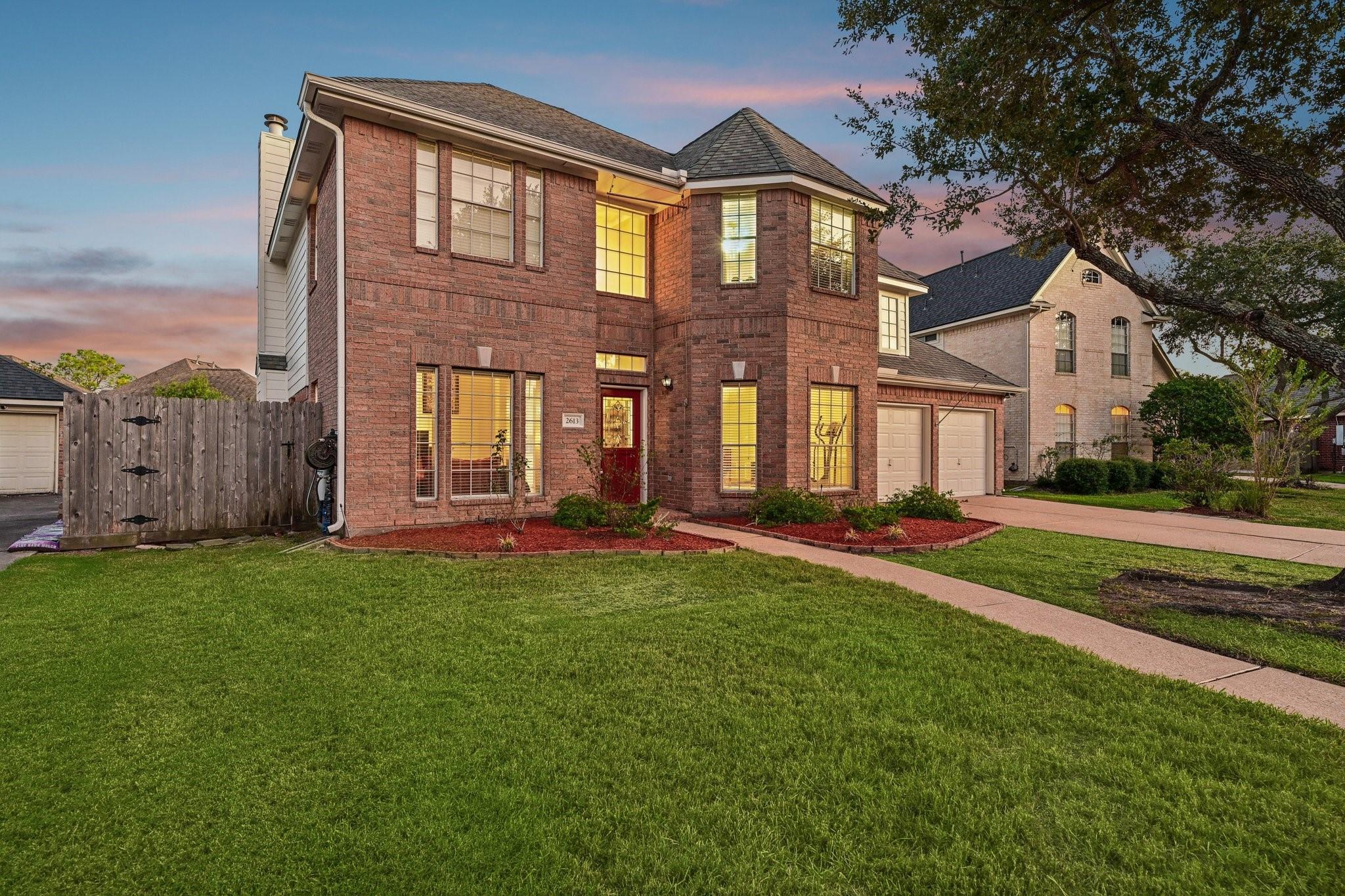 2613 Broussard Court