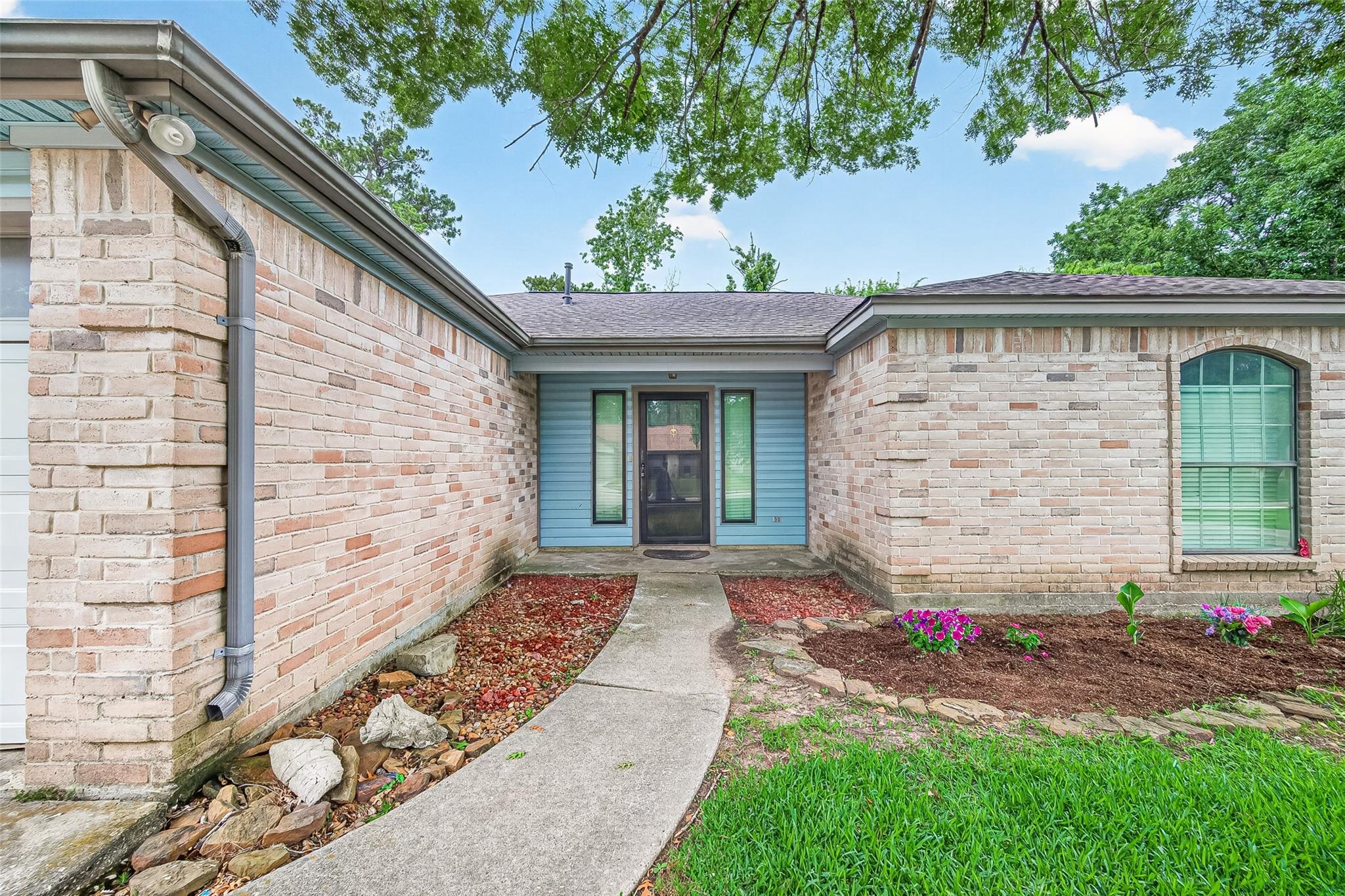 25131 Thrushwood Lane