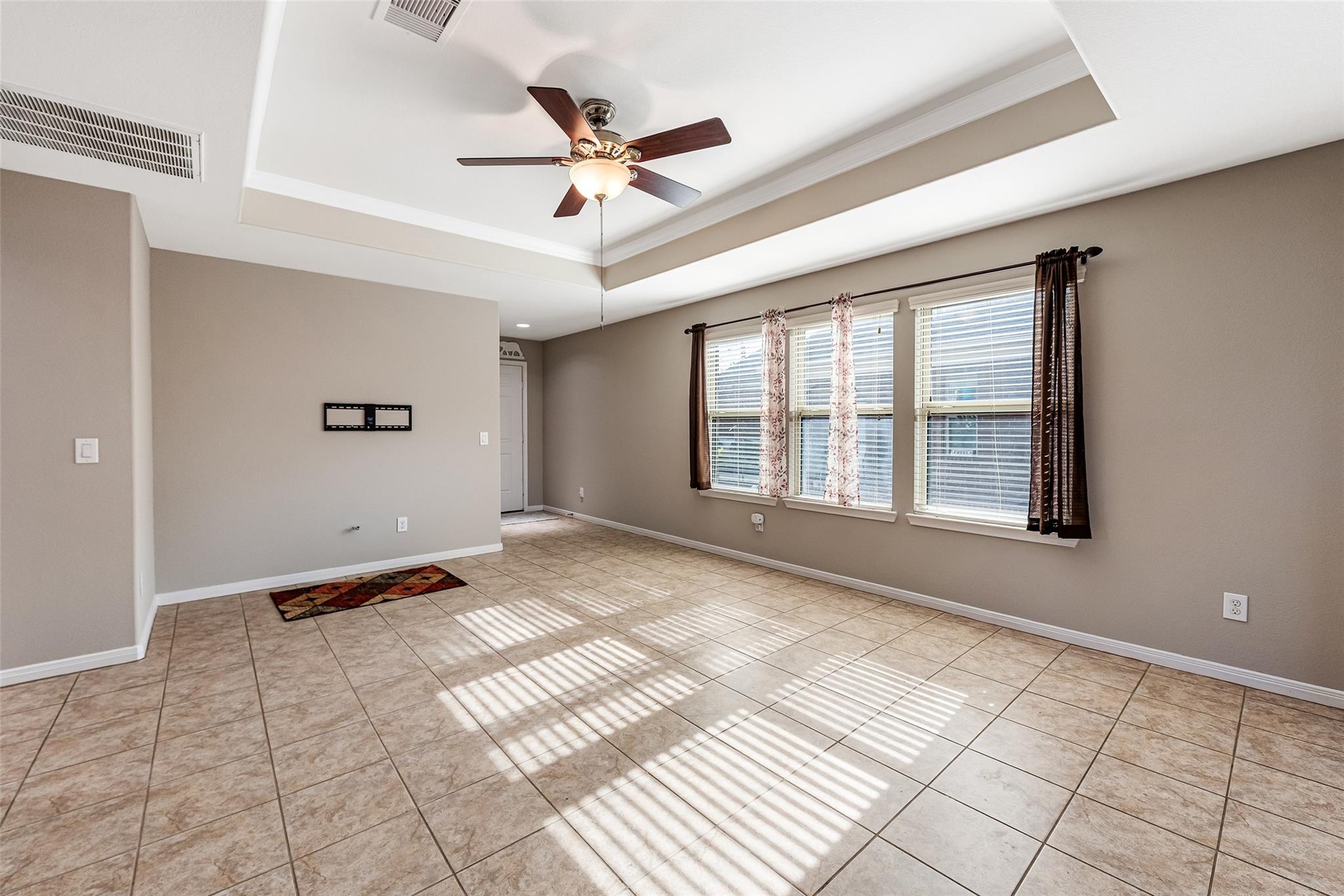 614 Shoreside Drive