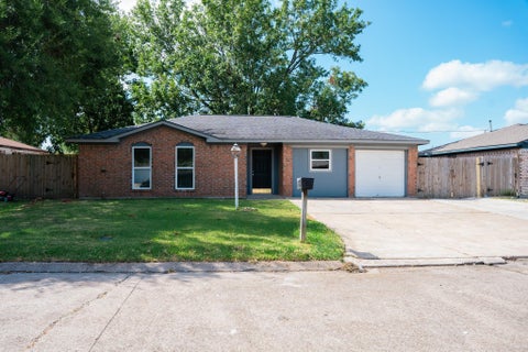 Photo of 3108 Rey Avenue, Baytown, TX 77521 (MLS # 60373217)