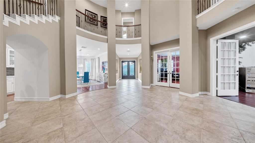 Photo of 15 Steve Fuqua Place, Missouri City, TX 77459 (MLS # 19799083)