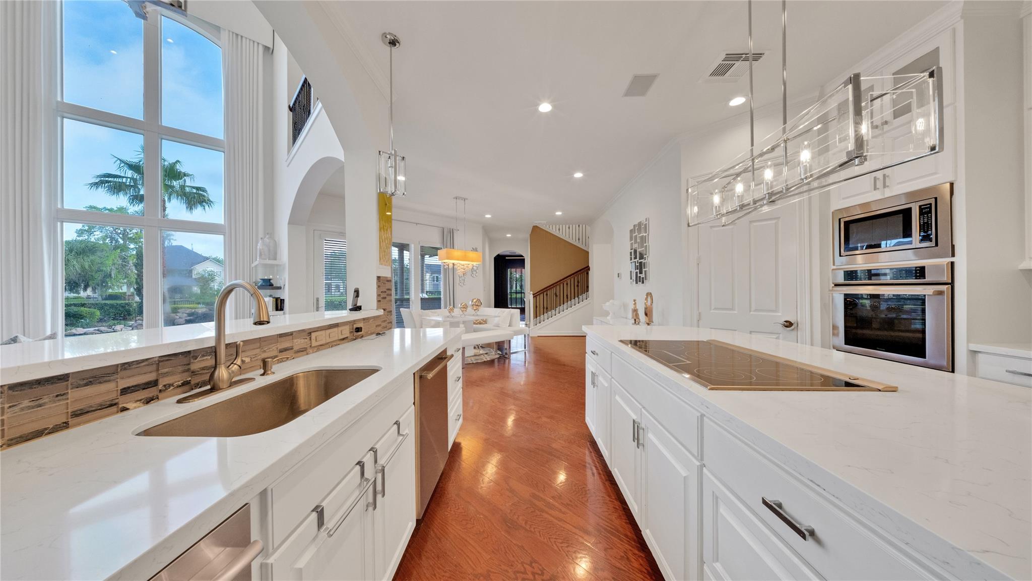 Missouri City, Texas, 77459, United States, 5 Bedrooms Bedrooms, ,6 BathroomsBathrooms,Residential,Active,2041439