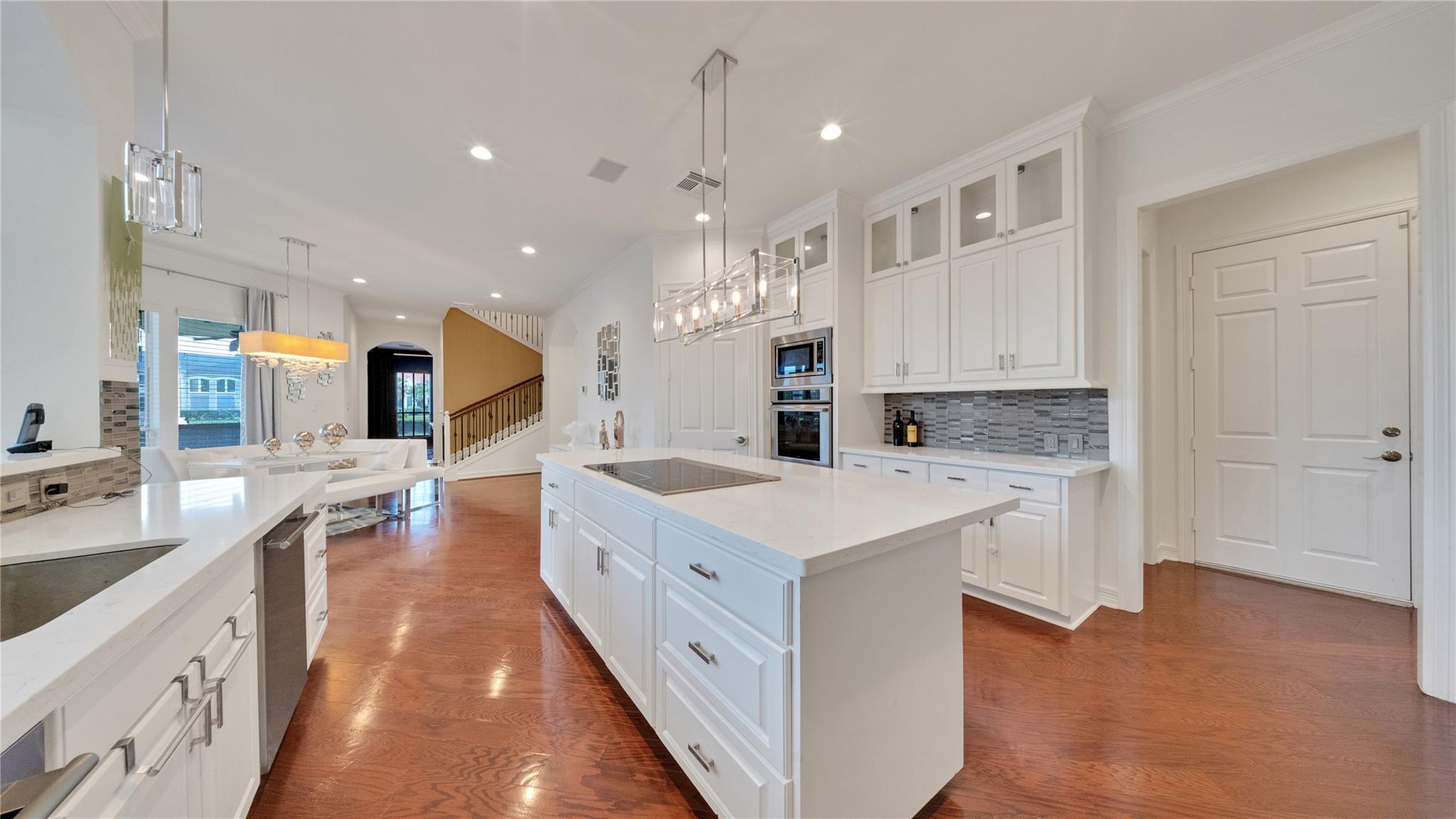 Missouri City, Texas, 77459, United States, 5 Bedrooms Bedrooms, ,6 BathroomsBathrooms,Residential,Active,2041439