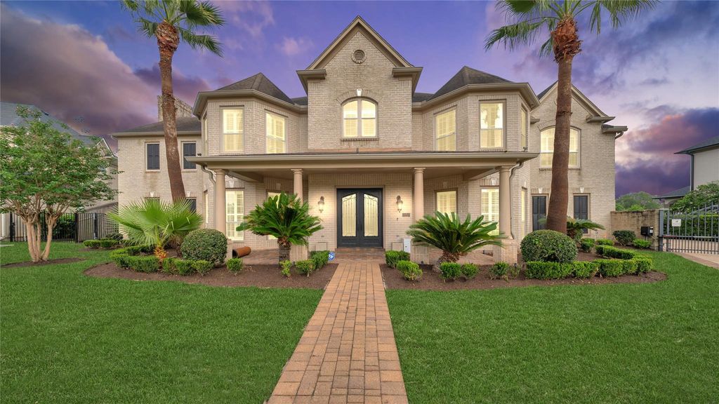 Photo of 15 Steve Fuqua Place, Missouri City, TX 77459 (MLS # 19799083)