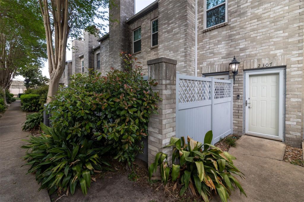 Photo of 6000 Reims Road #2307, Houston, TX 77036 (MLS # 46775009)