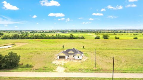 537 Chuckwagon Trail Angleton TX 77515