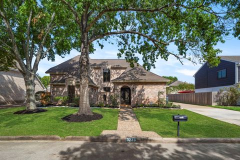 3223 Country Club Boulevard Stafford TX 77477