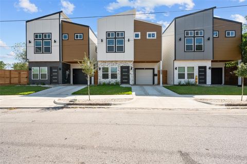 Photo of 7089 Tierwester Street, Houston, TX 77021 (MLS # 89225917)