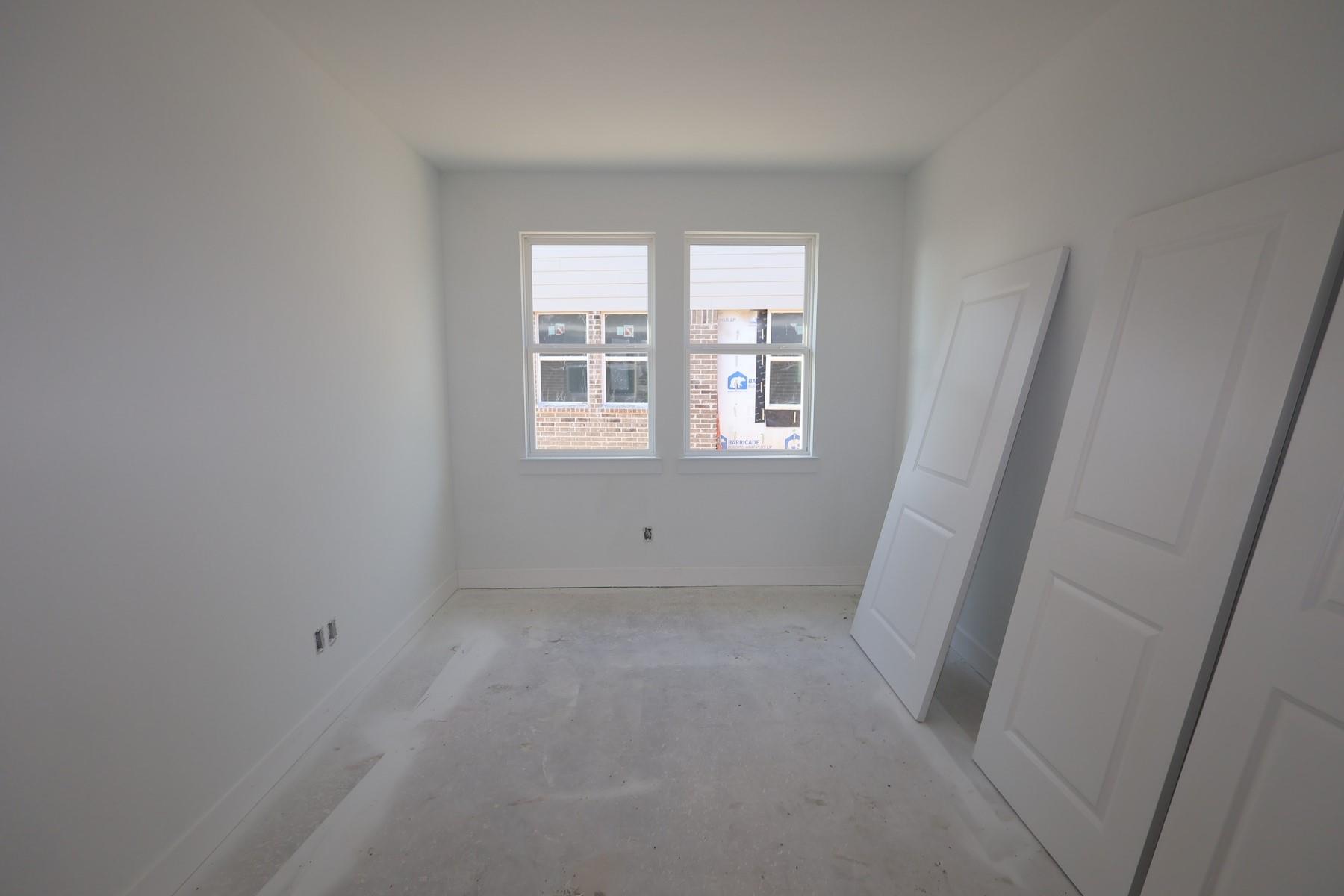 3319 Wickfield Pass Lane
