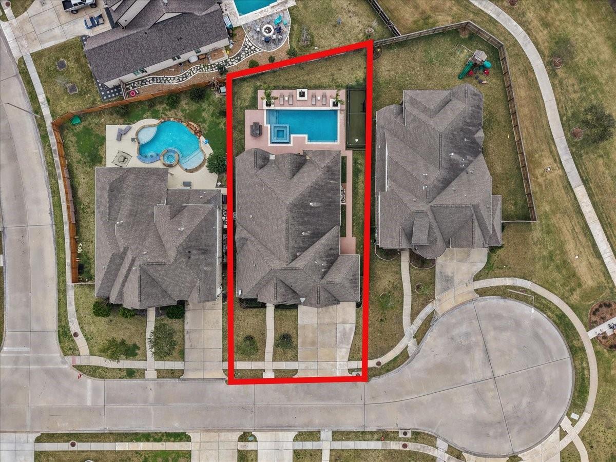 1704 Garden Point Lane