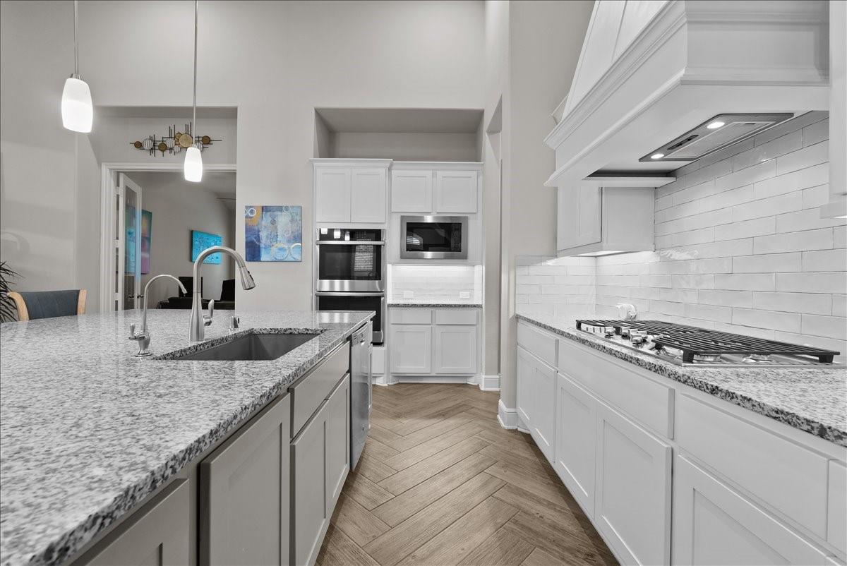 1704 Garden Point Lane