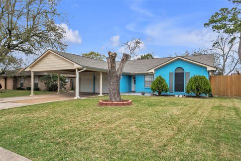Photo of 308 Tiegs Street, League City, TX 77573 (MLS # 64847905)