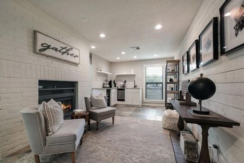 Photo of 13031 Park Crossing #1704, San Antonio, TX 78217 (MLS # 74030050) Photo of 13031 Park Crossing #1704, San Antonio, TX 78217 (MLS # 74030050)