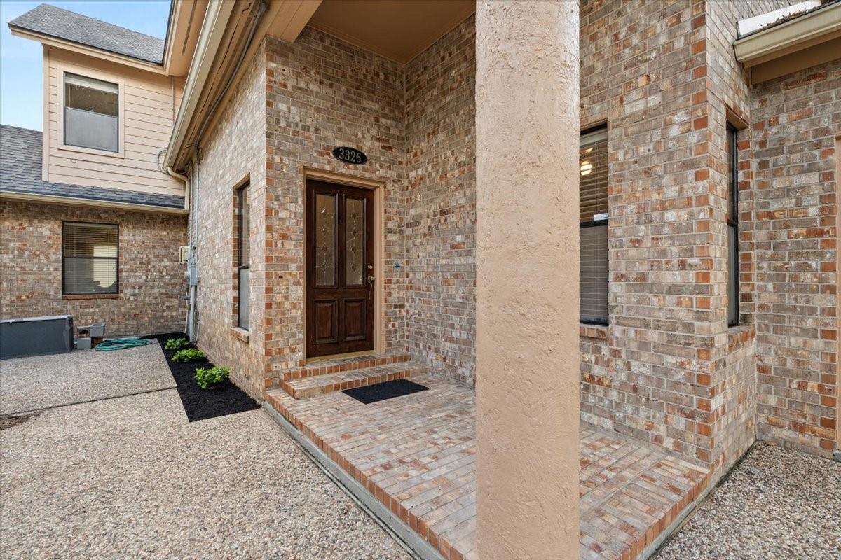 3326 Desert Inn Drive