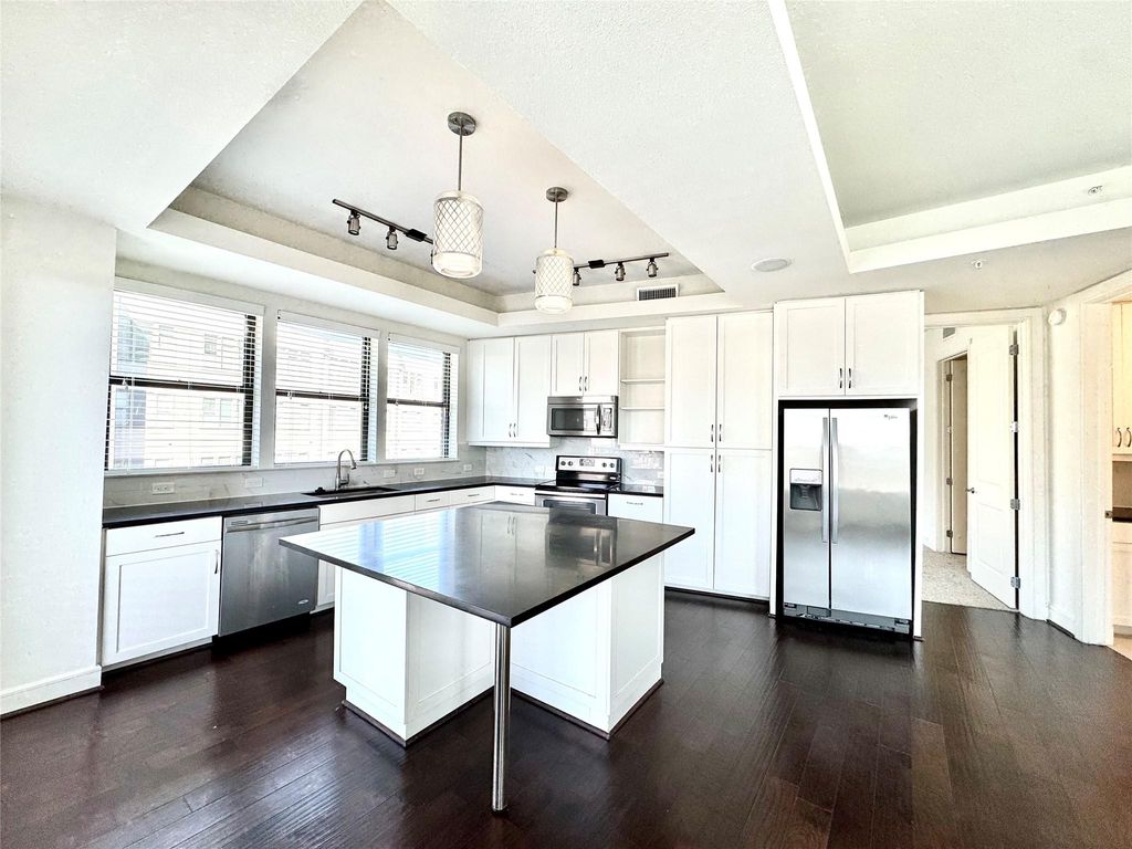 Photo of 2303 Mid Lane #228, Houston, TX 77027 (MLS # 98932634)