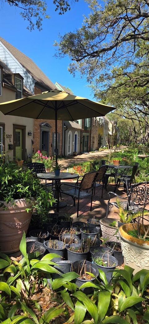 Photo of 5217 Arboles Drive #D, Houston, TX 77035 (MLS # 47519396)